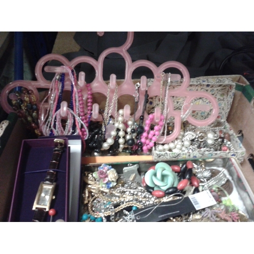 88 - Large box of assorted costume jewellery, some boxed