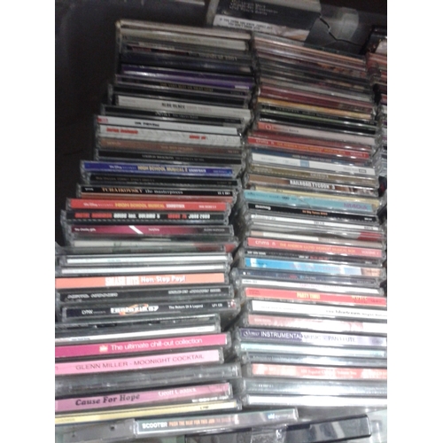 285 - Plastic tray of assorted mainly CD albums and singles