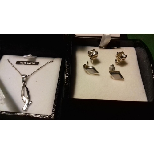 35 - Sterling silver necklace with pendant & 2 x pairs of 925 stamped silver earrings