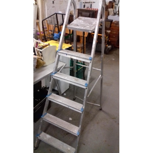 287 - Aluminium 5 step ladder