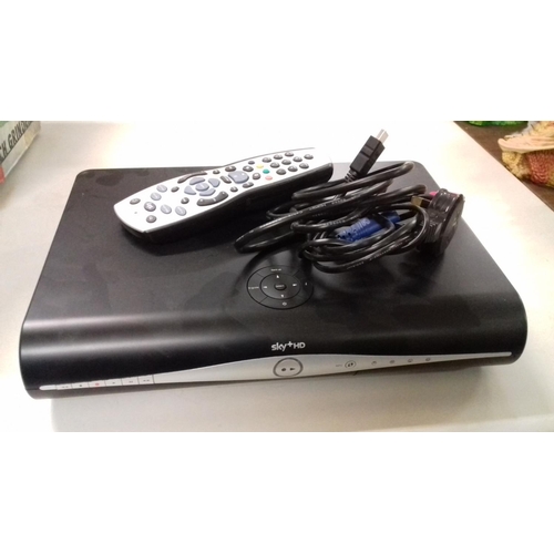 186 - Sky+ hd box with remote and leads