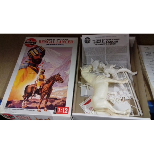 313 - Airfix 1/12 scale bengal lancers series 7 model kit, contents loose in box