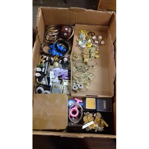 347 - Box of assorted fashion and costume jewellery