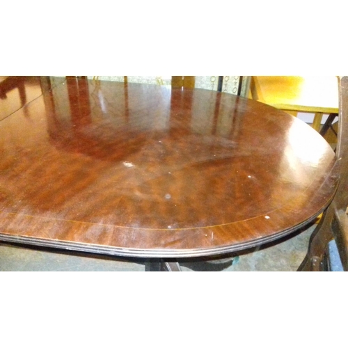 456 - Oval inlaid look mahogany extending dining table and 6 x chairs, extension under the table