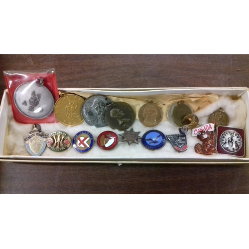 18 - Box of assorted pendants and pin badges