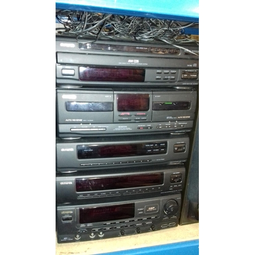 190 - Retro aiwa stacking hi fi with speakers