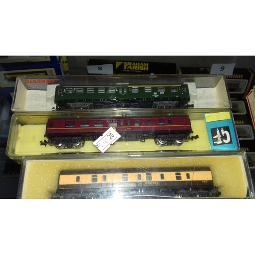 26 - 2 x boxed Fleischmann N gauge carriages, 8127k & 8128k, boxed Lima Italy N gauge guards carriage, bo... 