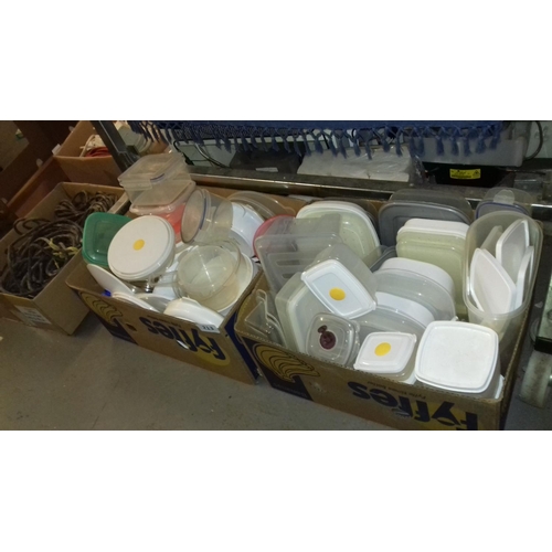 213 - 2 x boxes of assorted plastic containers with lids