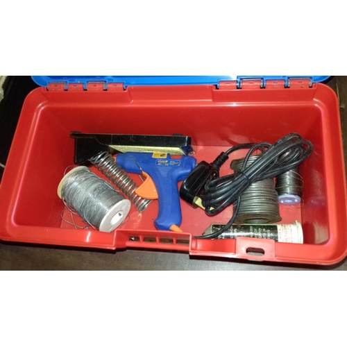 285 - 4 x plastic tool boxes and contents