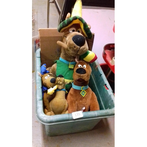 135 - 1 x very large and 3 x smaller scooby doo soft toys