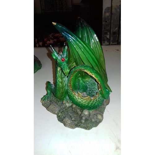 67 - Green shudehill dragon figure 21 cm tall