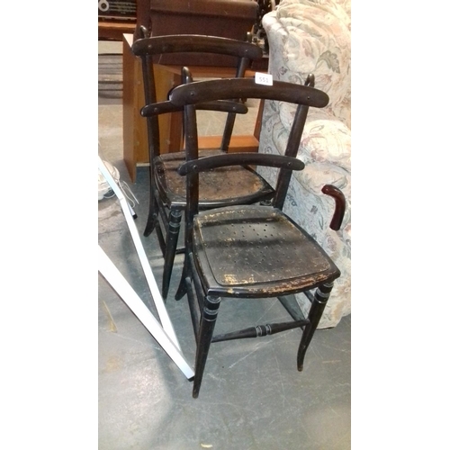 551 - Pair of old ladderback dining chairs