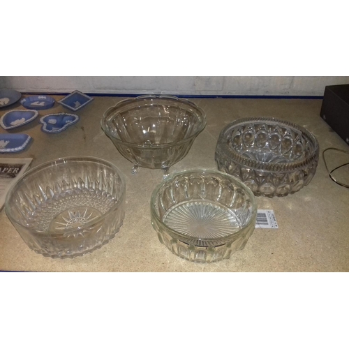 44 - 4 x glass fruit bowls