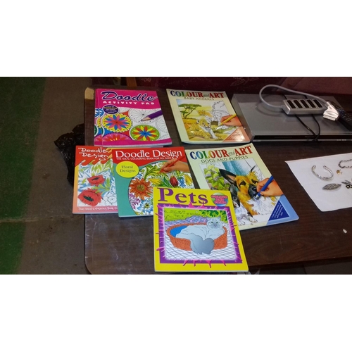 94 - Bundle of 7 x colouring books