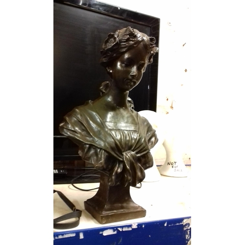 66 - Heavy hot cast bronze maidens head bust on pedestal 45 cm tall