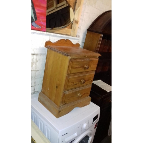 465 - Pine 3 drawer bedside cabinet 45 x 35 x 63 cm tall