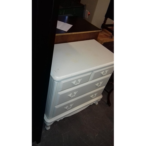 479 - White 2 over 2 chest of drawers 80 x 45 x 76 cm tall