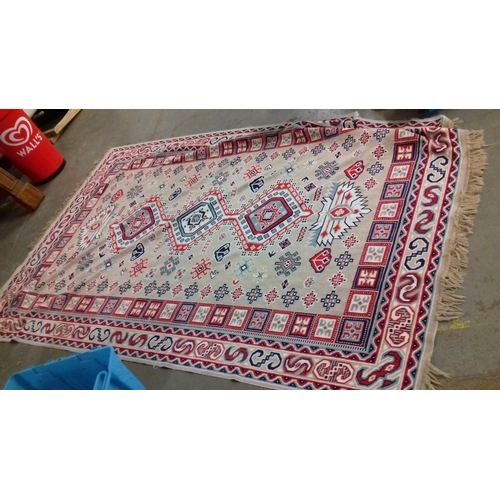 428 - Very large south american style brushed silk feel tassled end rug approx 290 x 183 cm & King size so... 