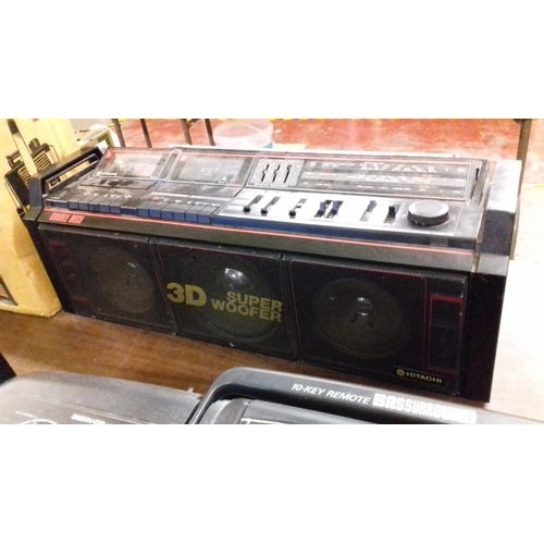 336 - Bundle of 4 x assorted ghetto blasters inc' boxed jvc tv/radio/cassette, tape decks not working