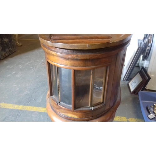 506 - Oval wooden drinks cabinet with lift off top tray approx' 74 x 49 x 75 cm tall, needs minor restorat... 