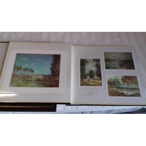 104 - Pair of 38 x 34 cm black folders with large amount of assorted size old masters pictures including m... 