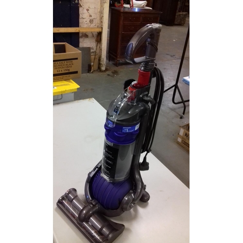 481 - Dyson DC24 upright vac in good working order