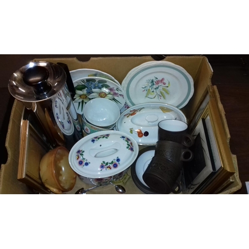 340 - Box of assorted miscellaneous mainly pottery inc' small calrice cliff jug with broken handle, pictur... 