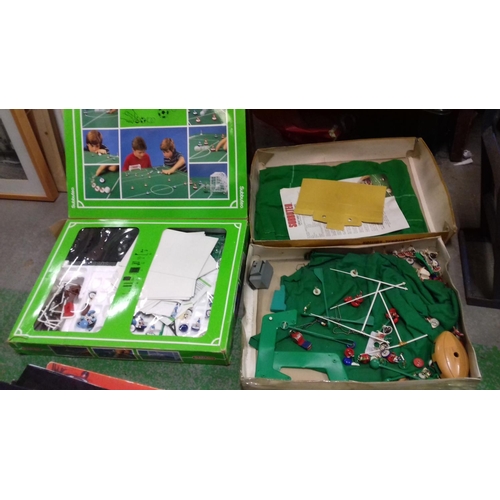 353 - Subbuteo rugby and football games, contents are mixed