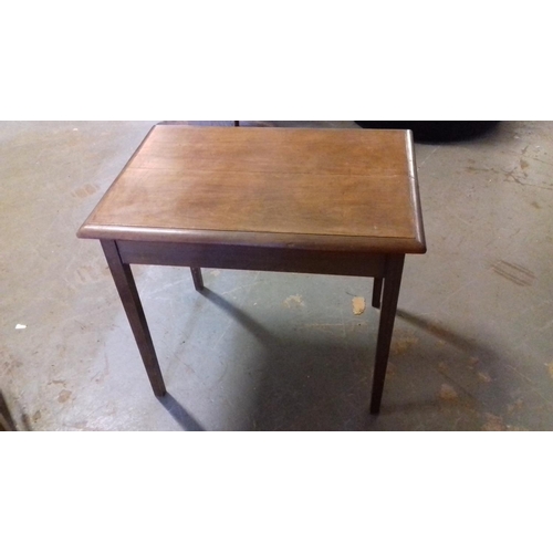 511 - Georgian occasional table 61 x 43 x 52 cm tall