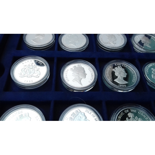 657 - Display case with 12 x assorted Westminster collection and royal mint 925 silver proof coins