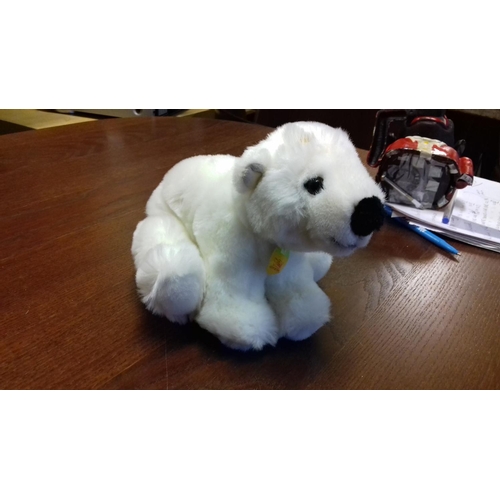 39 - Tagged steiff knut polar bear serial number 113062