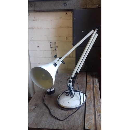 148 - Vintage cream metal angle poise lamp