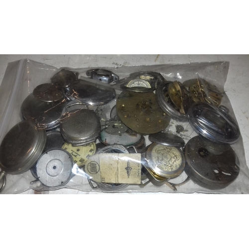 93 - Large amount of assorted mainly pocket watches in various states of dis-assembly