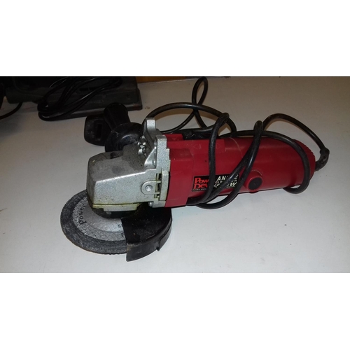 289 - Power Devil corded 580 wt angle grinder