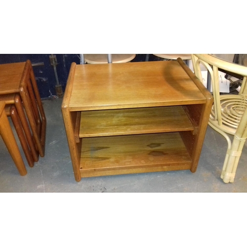 515 - Retro teak open front tv stand on wheels 60 x 46 cm