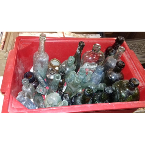 380 - Box of assorted old glass and stoneware bottles