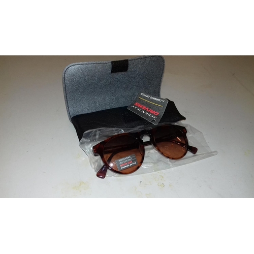 583 - Un-boxed but with pouch new old stock Serengeti drivers sunglasses