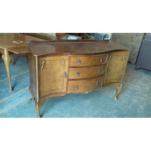 482 - 141 x 51 x 97 cm burr walnut 3 drawer 2 door sideboard