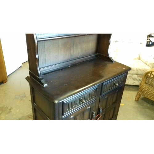 431 - 90 x 41 x 176 cm tall Priory 2 drawer and 2 door dresser