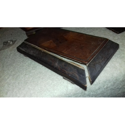 72 - Victorian parquetry Japanese style jewellery box (needs minor restoration) and contents