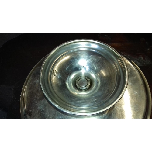 39 - Boodle and Dunthorne Liverpool heavy plated 29 cm diameter pedestal cake plate