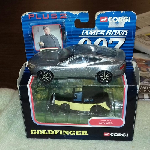 442 - Boxed Corgi 007 Goldfinger Rolls Royce & unboxed Corgi Aston Martin Vanquish