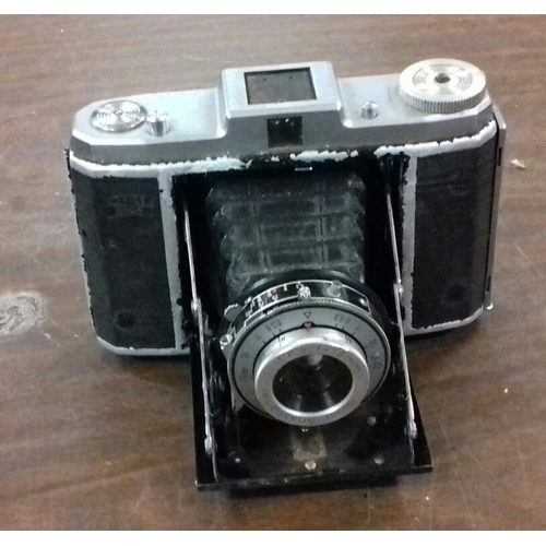 44 - Vintage Nettar Zeiss Ikon camera