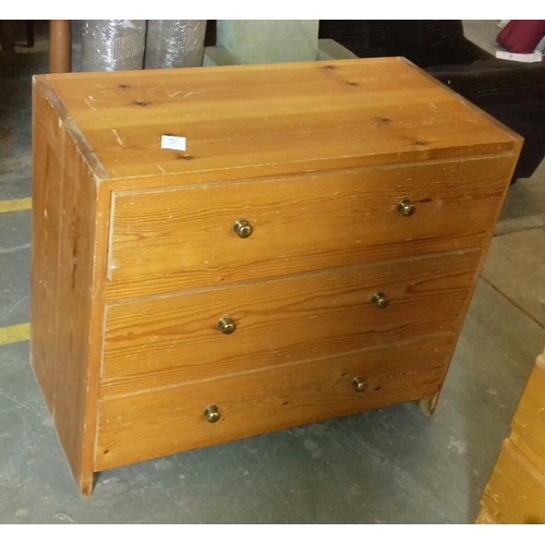 449 - 75 x 38 x 63 cm tall pine 3 drawer chest