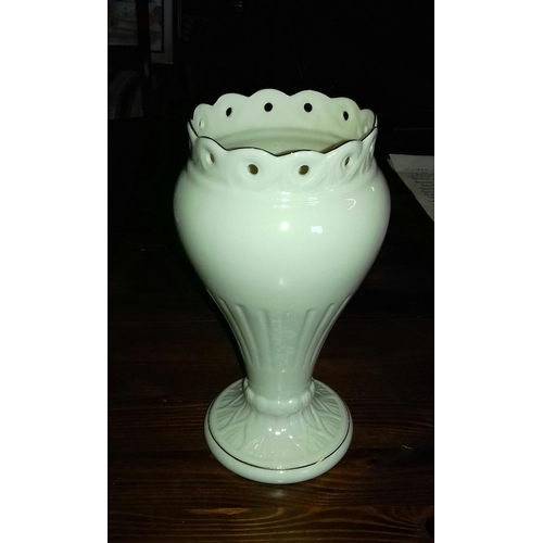 66 - 20 cm tall Belleek porcelain vase