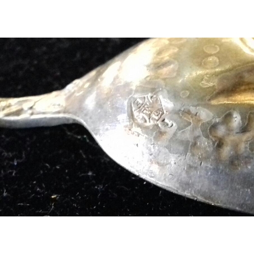 24 - Intricate 16 cm silver spoon with lozenge mark