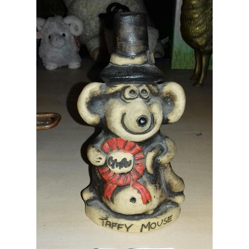 54 - 16 cm tall john Hughes grog Welsh pottery Taffy Mouse figure