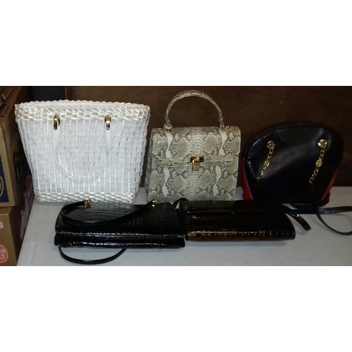 189 - 2x Jane Shilton and 3x other ladies handbags