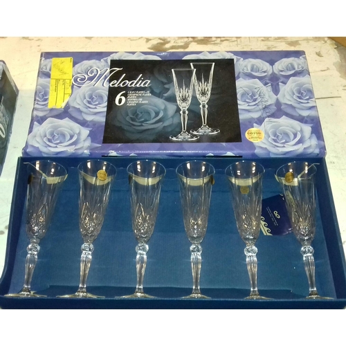 96 - Boxed set of 6 x Capri crystal melodia champagne flutes