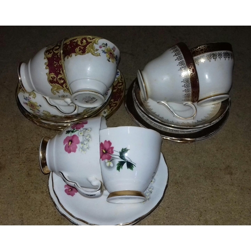 51 - Pair of royal Stafford majestic and duchess Winchester china trios and other royal Stafford pair of ... 